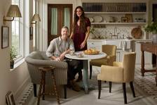 Chris Loves Julia Image