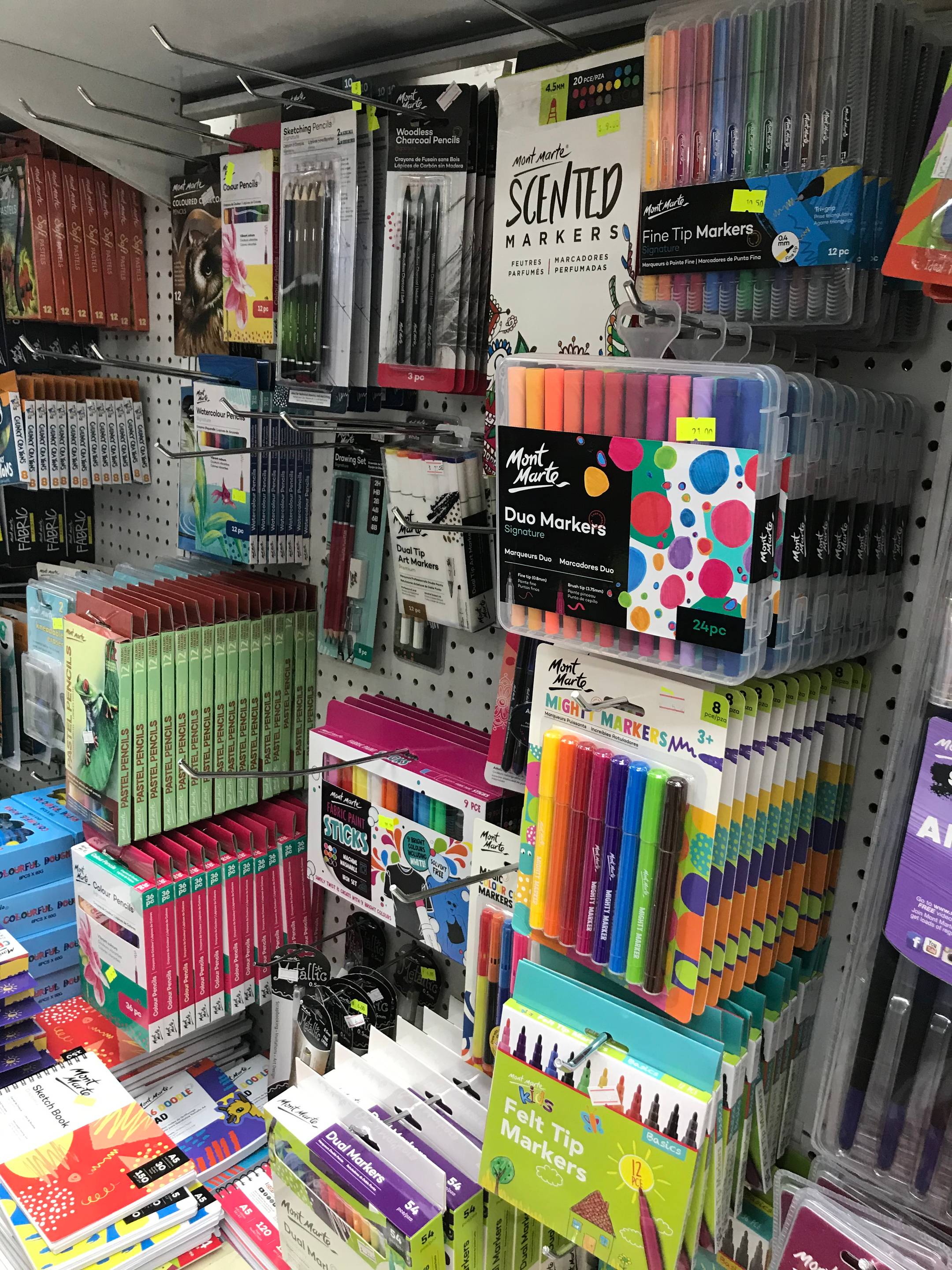 Essential Stuff - Campbellfield – Mont Marte