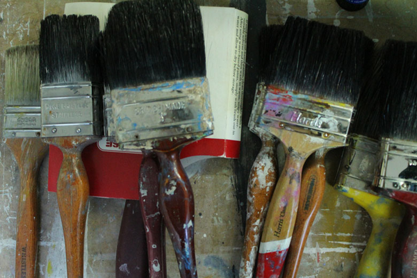 photo of a close up of some of stewart geddes' paintbrushes