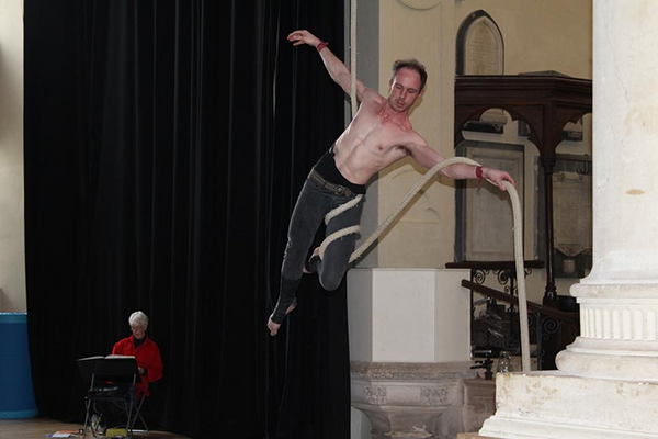 acrobatic performer