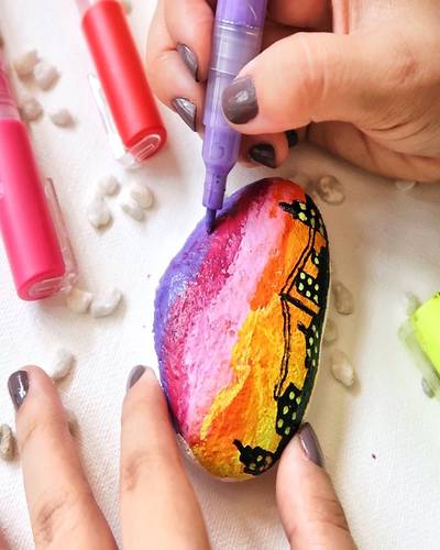 Acrylic Paint Pens for Rock Painting