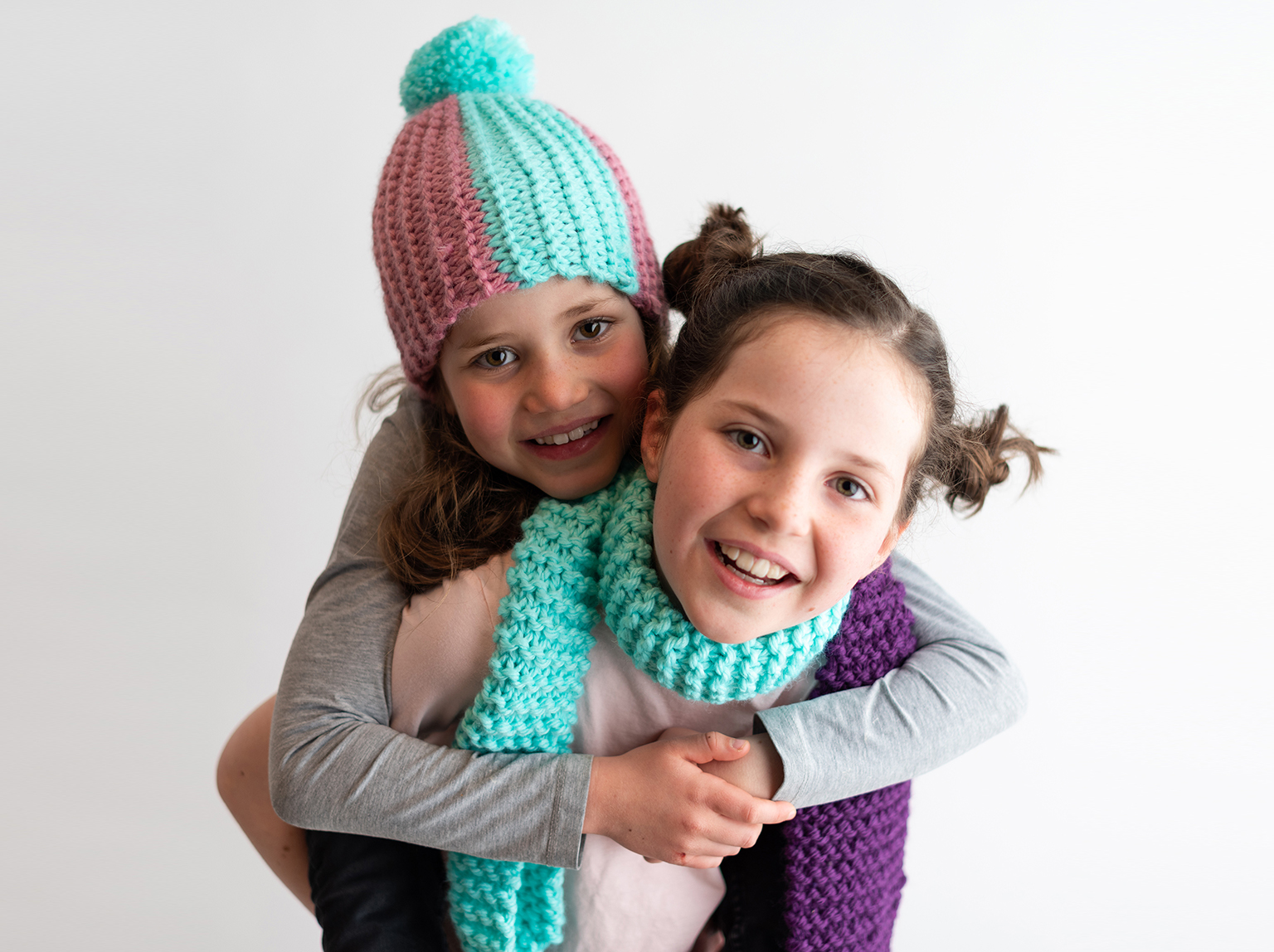 Stitch & Story Knitters of Tomorrow Kit à tricoter pour enfant 8-12 ans Motif menthe givrée/violet foncé 
