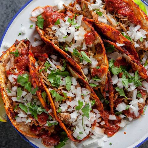Smokey chicken tacos made with Sonoma Gourmet's plum tomato marinara sauce and roasted chiles olive oil