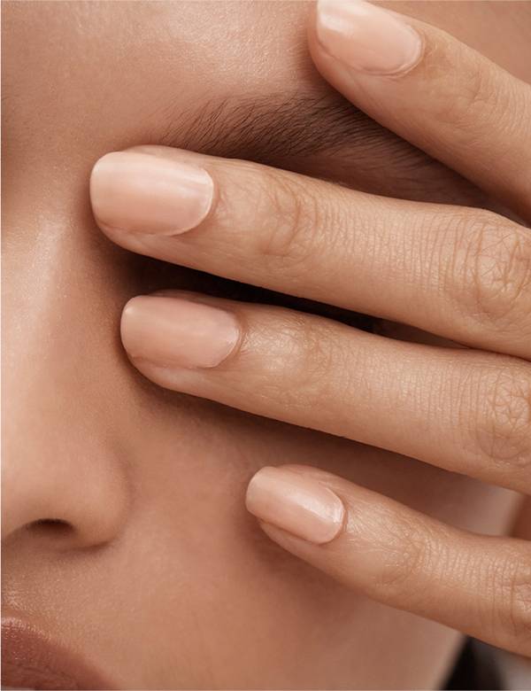 Grow strong natural nails, tips from a beauty therapist | Vida Glow