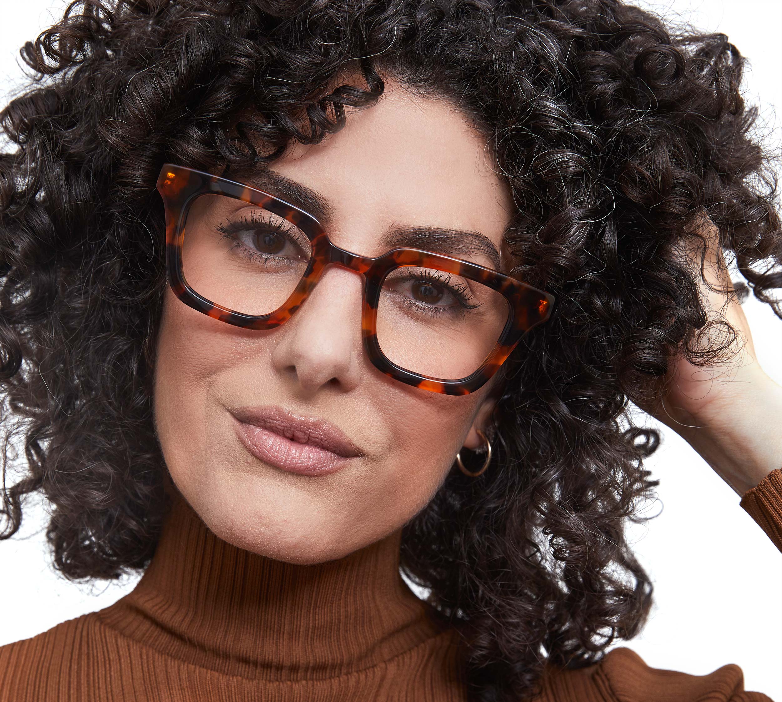 Photo of a man or woman wearing Ysée Black Reading Glasses by French Kiwis