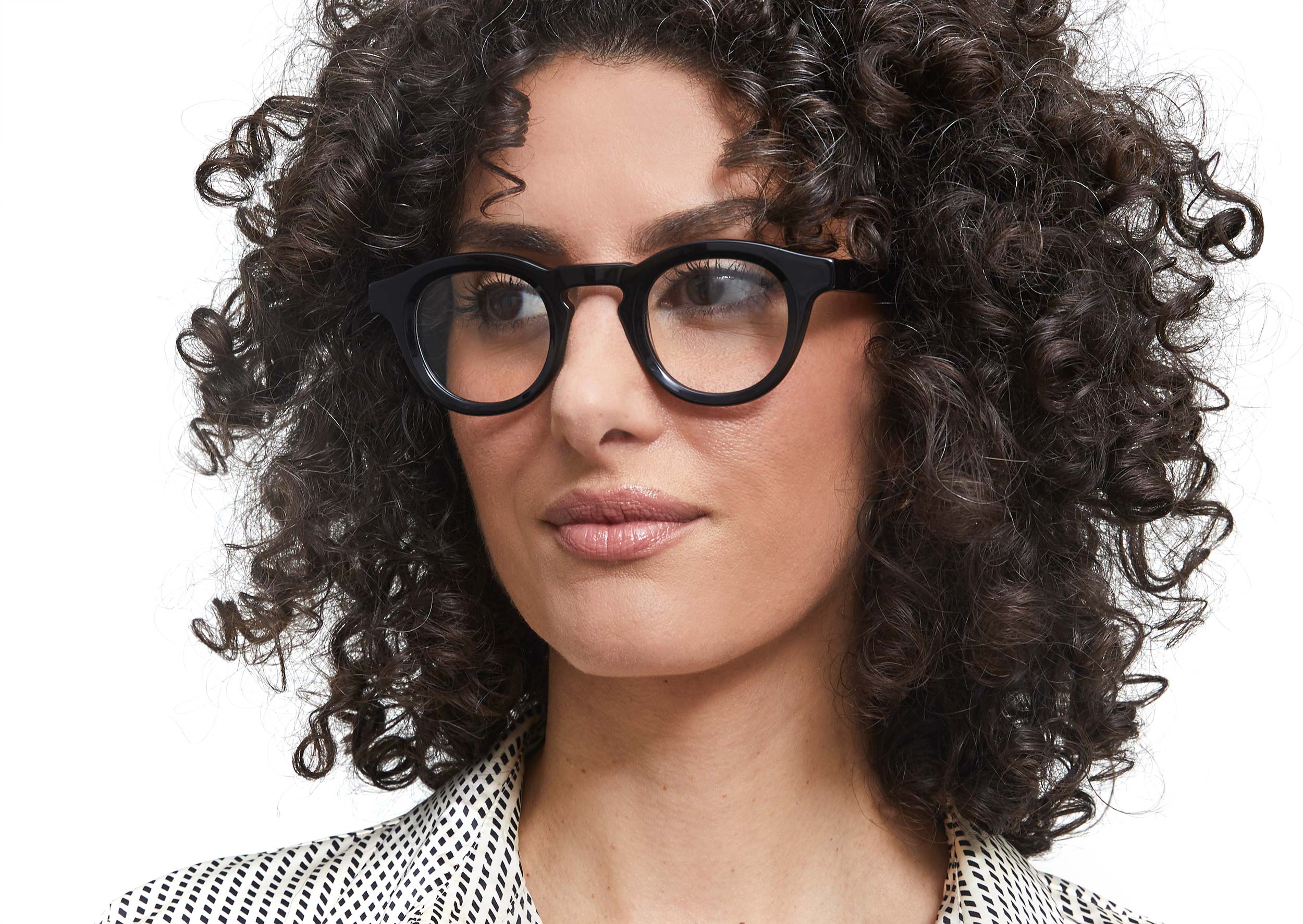Photo of a man or woman wearing Jude Cognac Reading Glasses by French Kiwis